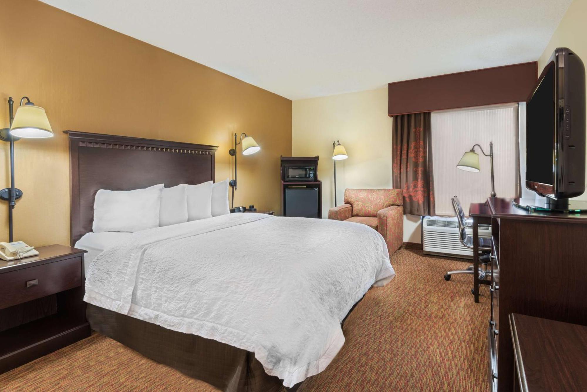 Hampton Inn Charlotte University Place Bagian luar foto