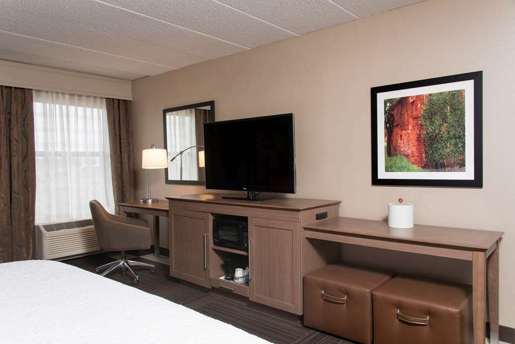 Hampton Inn Charlotte University Place Ruang foto