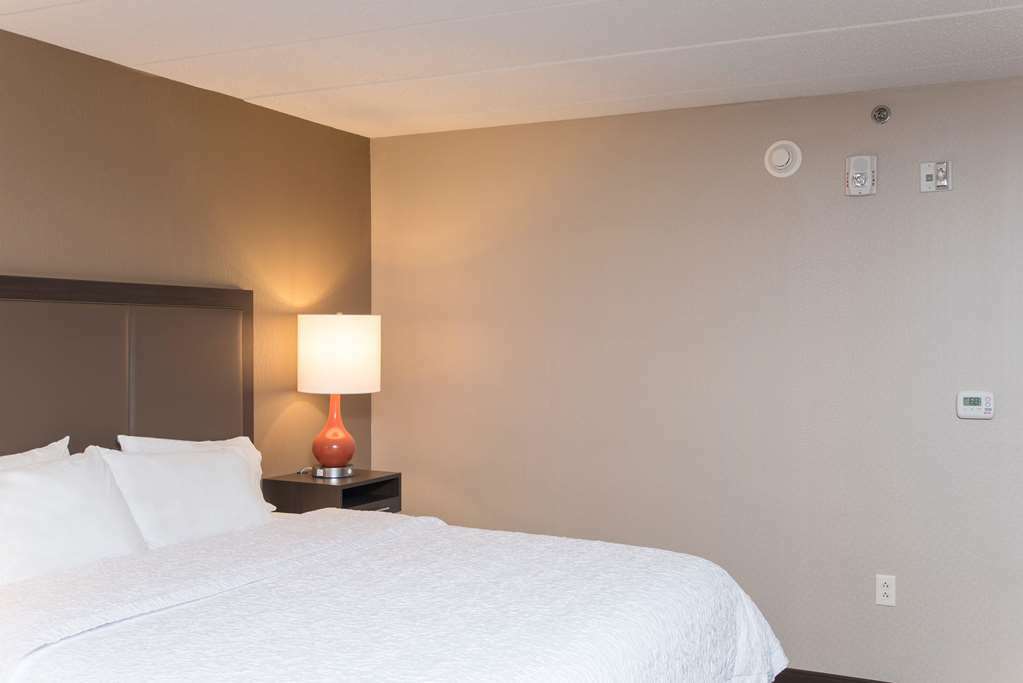 Hampton Inn Charlotte University Place Ruang foto