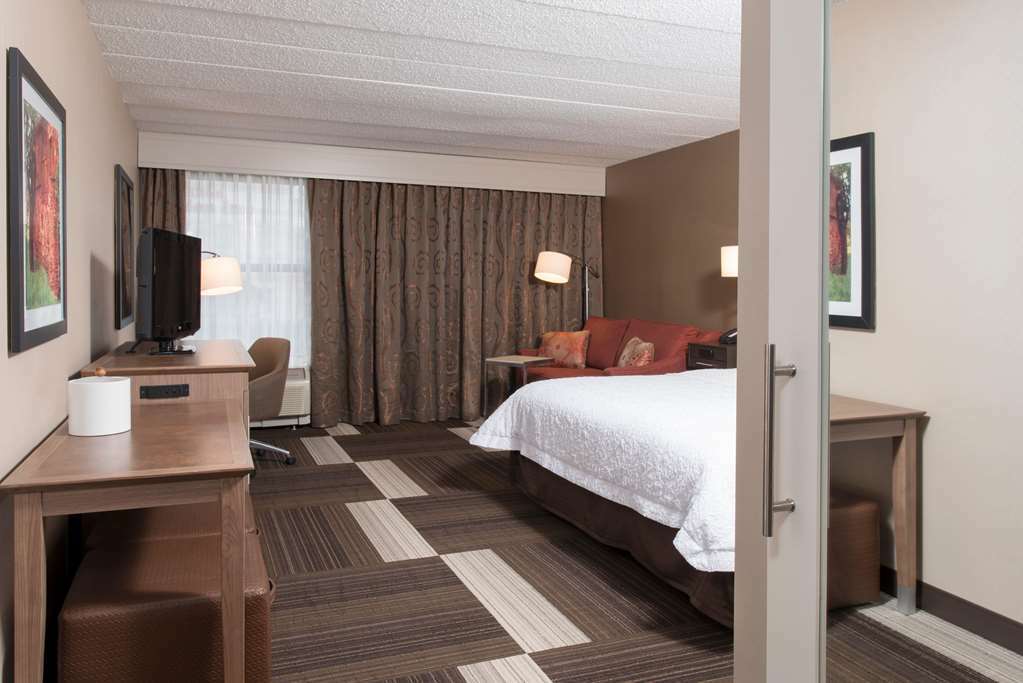 Hampton Inn Charlotte University Place Ruang foto