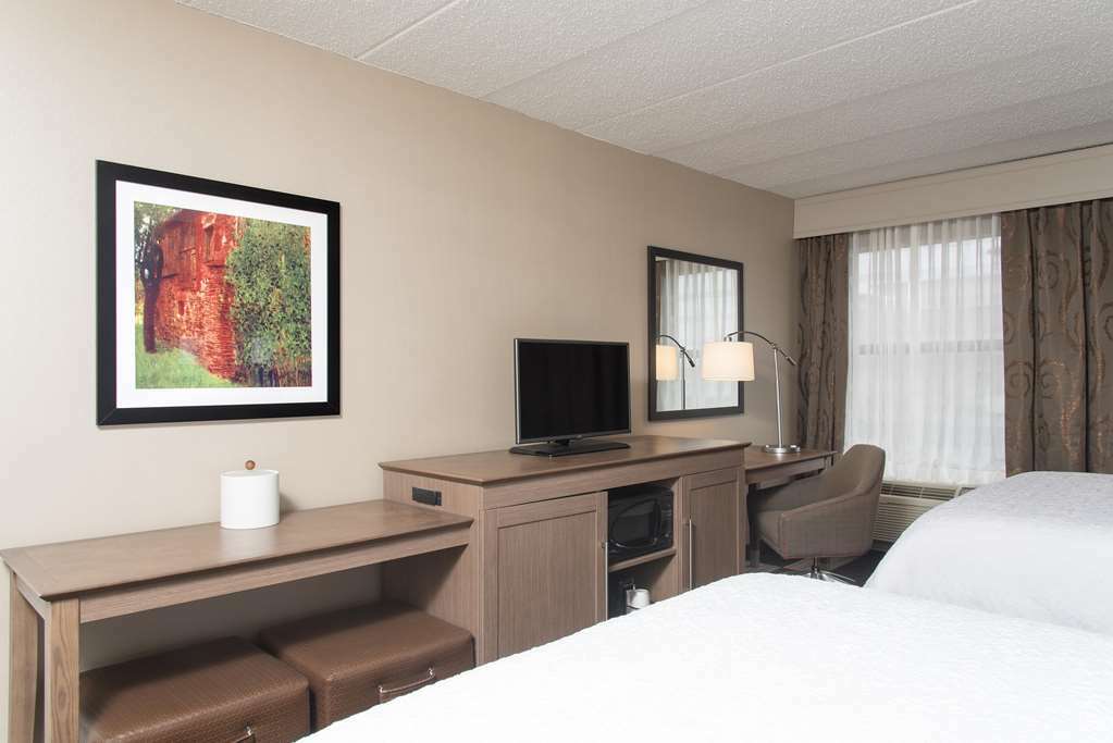 Hampton Inn Charlotte University Place Ruang foto