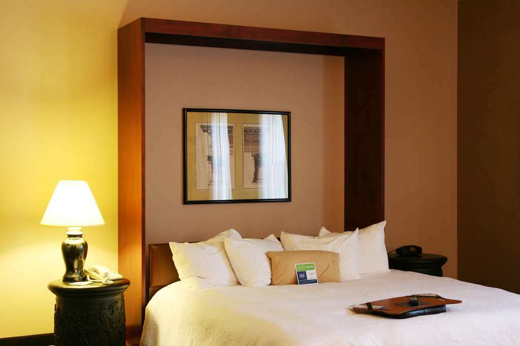 Hampton Inn Charlotte University Place Ruang foto