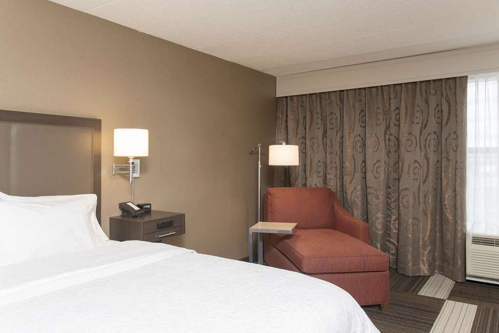 Hampton Inn Charlotte University Place Ruang foto